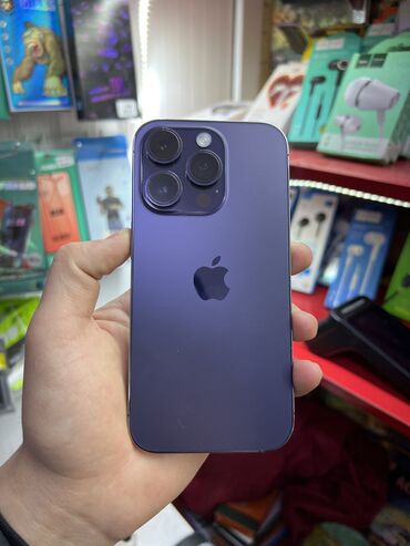 Apple iPhone: IPhone 14 Pro, Б/у, 256 ГБ, Deep Purple, 86 %