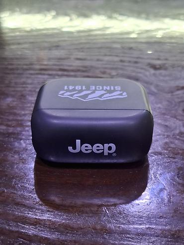 Наушники: Продам наушники от бренда Jeep с сенсорным экраном чёрного цвета всё — 3