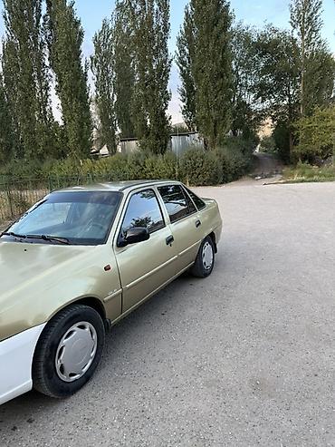 gac aion y: Daewoo Nexia: 2011 г., 1.5 л, Механика, Бензин, Седан — 4