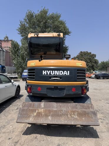сельхоз машина: Экскаватор, Hyundai, 2021 г., Дөңгөлөктүү