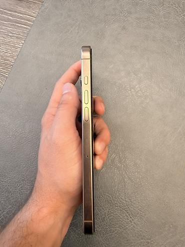 iphone irsad: IPhone 16 Pro Max, 256 GB, Qızılı, Face ID — 3