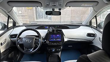 prius 2019: Toyota Prius: 2019 г., 1.8 л, Вариатор, Гибрид, Хэтчбэк — 8