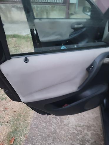 Fiat: Vlasnik 7 godina,2 kljuca,redovno odrzavan,do velikog servisa na lalafo.rs — 19 Fiat: Vlasnik 7 godina,2 kljuca,redovno odrzavan,do velikog servisa — 19