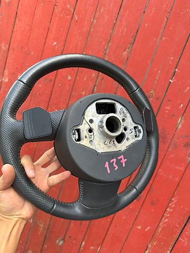 кю 7: Руль ауди

Q3 8u 2012 S LINE
Без airbag
!!! — 3