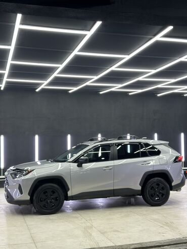 Toyota: Toyota RAV4: 2019 г., 2.5 л, Автомат, Бензин, Внедорожник