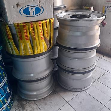 5 karopka: Yeni Şin Bridgestone 315 / 80 / R 22,5 — 2