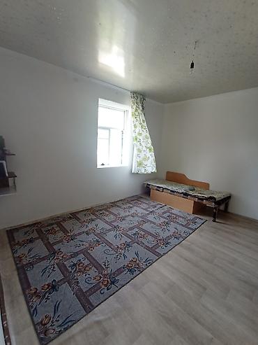 Продажа коттеджей и домов: Продаётся или меняется дом в селе Мээнеткече, город Токмок. Дом тёплый — 1