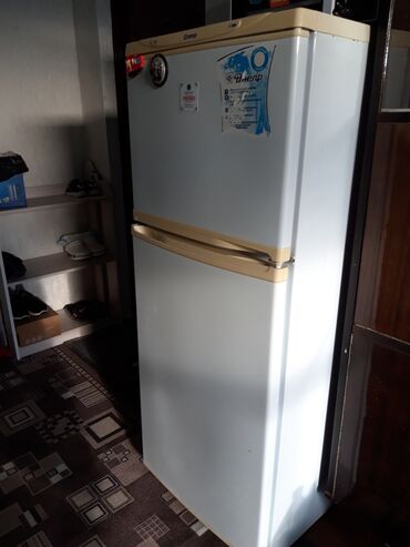 Холодильники: Холодильник Днепр, Б/у, Двухкамерный
