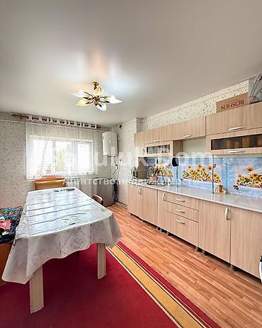 1: 🏠Продается дом в с. Сокулук 🟡Комнаты: 4 🟡Участок: 7 соток — 10