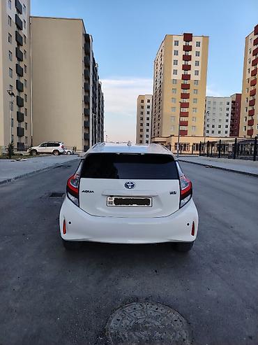 Транспорт: Toyota Aqua: 1.5 л | Хэтчбэк — 8