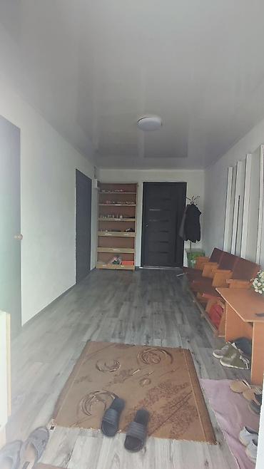 Продажа коттеджей и домов: Продаётся 3,5 СОТКИ, угловой дом в центре Каракол. Сугубо под бизнес — 1