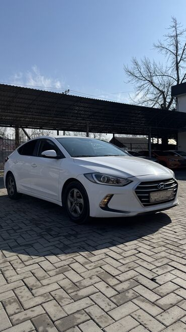 Hyundai: Hyundai Avante: 2018 г., 1.6 л, Автомат, Бензин, Седан