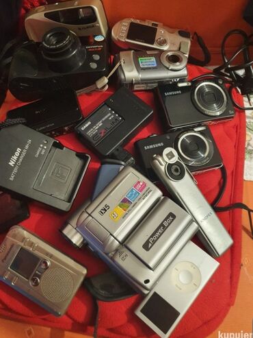 Elektronika: Kamere fotoaparati raznih modela i vrsta. 3 Samsunga 2 Sony 1Olympus 1