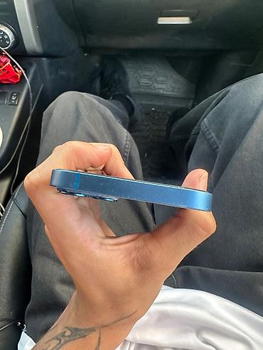 iphone 13 blue: IPhone 13, 128 GB, Mavi, Simsiz şarj, Face ID, Sənədlərlə — 3