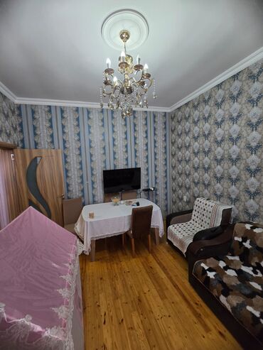 Həyət evləri və villaların satışı: Həyətyanı fərdi yaşa döşənmiş yol və meydança - Gül kolları və — 4