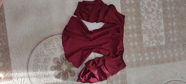 платья зимние: Блузка со спущенными рукавами, вишнёвого цвета в стиле крестьянка