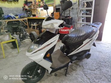 Moped Yamaha 125,nnb Moto motoru teze yigilib Teze yag deyiwib
