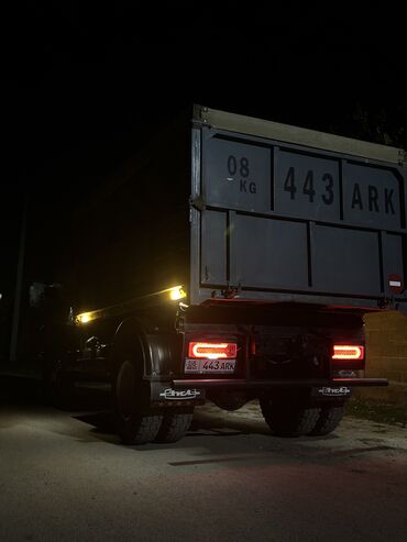 Грузовики: Грузовик, ЗИЛ, 7 т — 8