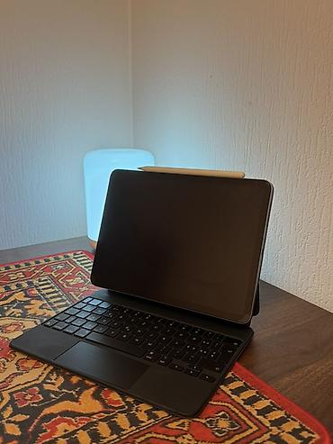 Планшет, Apple, 10" - 11", Б/у, Классический цвет - Синий