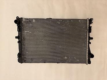 su radiatoru: Məhsul: Mercedes-Benz su radiatoru və köməkçi radiator. Original — 5