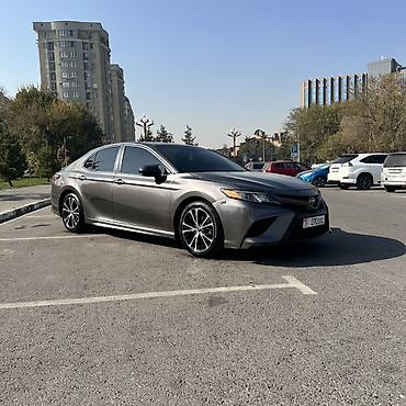 камбой: Toyota Camry: 2019 г., Автомат, Бензин, Седан — 6