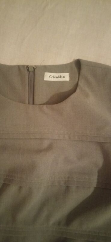 Haljine: Calvin Klein M (EU 38), bоја - Siva, Drugi tip rukava