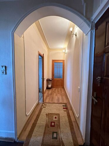 Köhnə tikili: Bakı, Yeni Günəşli Massiv V, 2 otaqlı, Köhnə tikili, 60 kv. m -da lalafo.az — 7 Köhnə tikili: Bakı, Yeni Günəşli Massiv V, 2 otaqlı, Köhnə tikili, 60 kv. m — 7