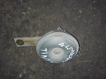такта дует: Nissan Almera Tino клаксон, Нисан Алмера Тино клаксон 2002 год — 3