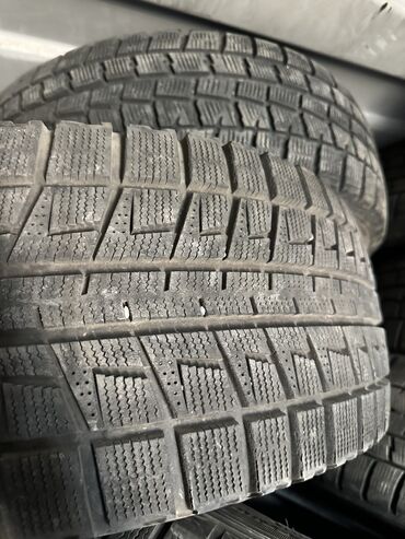 зимный донголок: Шины 235 / 55 / R 17, Зима, Б/у, Пара, Легковые, Япония, Bridgestone