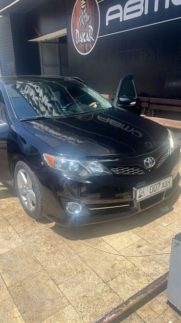 эстима 3 5: Toyota Camry: 2014 г., 2.5 л, Автомат, Бензин, Седан