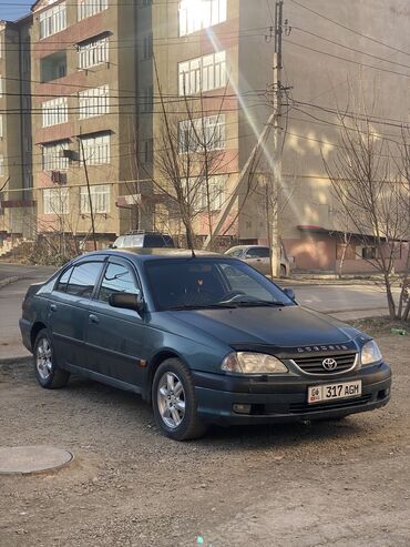 таета фиш: Toyota Avensis: 2001 г., 1.6 л, Механика, Бензин, Седан