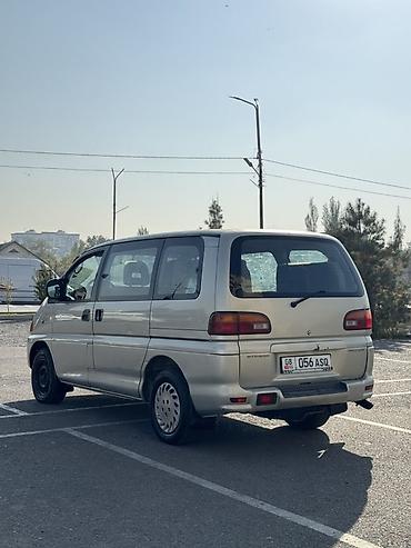 мини трактора: Mitsubishi Space Gear: 1997 г., 2 л, Механика, Бензин, Минивэн — 5