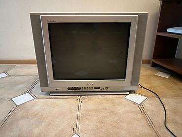 Televizorlar: Məhsul: 2 ədəd kineskop (CRT) televizor + altlıq 1) Sony Trinitron — 2
