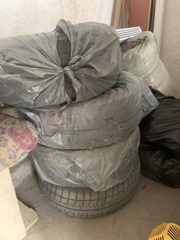 шины на тико: Шины 215 / 50 / R 17, Зима, Б/у, Комплект, Легковые, Bridgestone