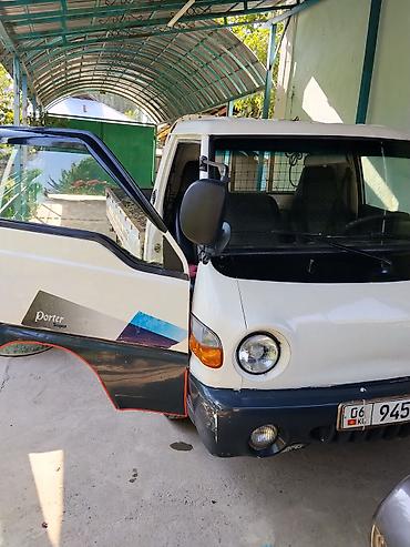 h 100: Hyundai Porter Super — компактный грузовой бортовой автомобиль — 1