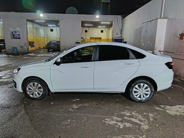 VAZ (LADA): LADA Vesta sedan lizinq di satılır 14 ayı verilib 7 mine satılır — 6