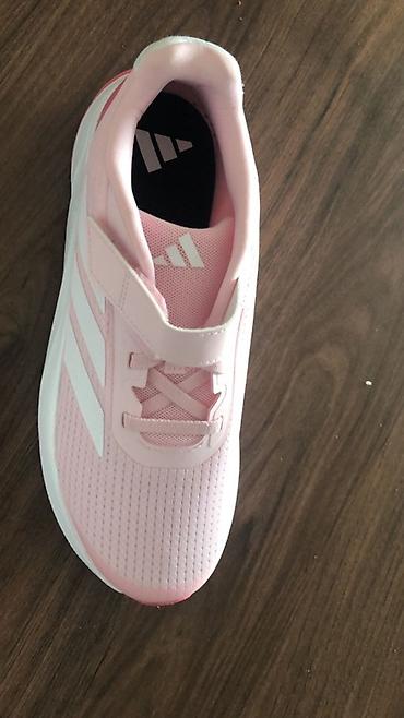Айымдардын бут кийими: Новые .Оригинал кроссовки Adidas, качество и удобство 👍. 37-38 — 3