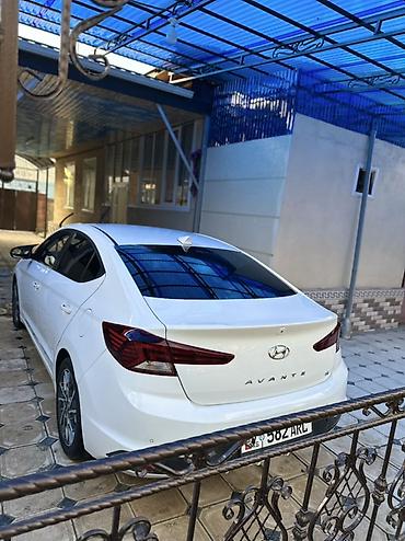 mazda 6: Hyundai Avante: 2018 г., 1.6 л, Автомат, Бензин, Седан — 5