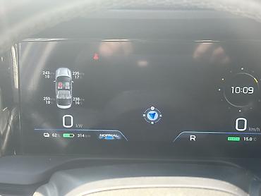 Другой электротранспорт: Электромобиль AION S Plus - Кузов: седан, серебристый цвет - Задние — 4