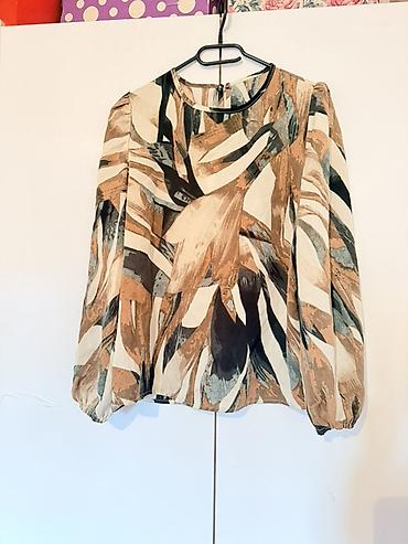 Bluze: Zenske bluze – elegantne i udobne, idealne za posao i svečane prilike — 2