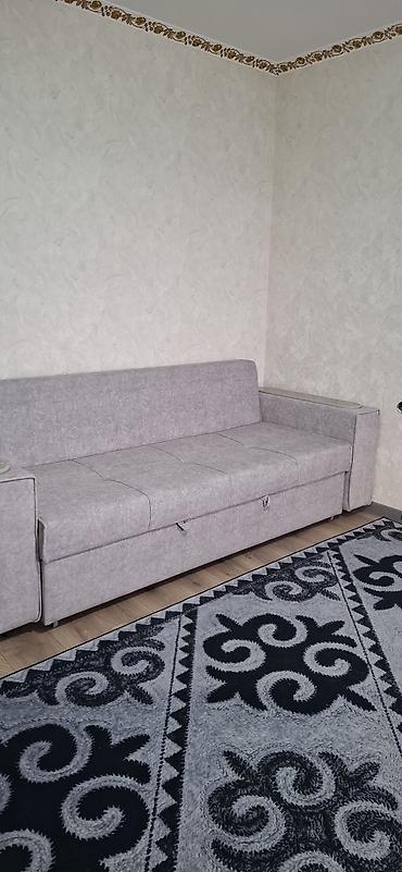 Үйлөрдү сатуу: 4 бөлмө, 90 м², 5 соток, Токмок, Менчик ээси — 6