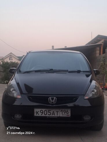 хундай аванте 3: Honda Fit: 2002 г., 1.3 л, Вариатор, Бензин, Хетчбек