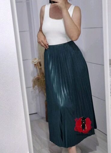 Suknje: One size, Midi, bоја - Crna — 3