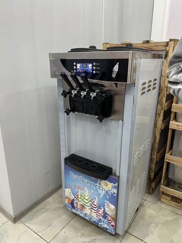 Другое оборудование для фастфудов: Мороженый аппарат BQL828-1 Новый упакованный прямиком из Китая Снова