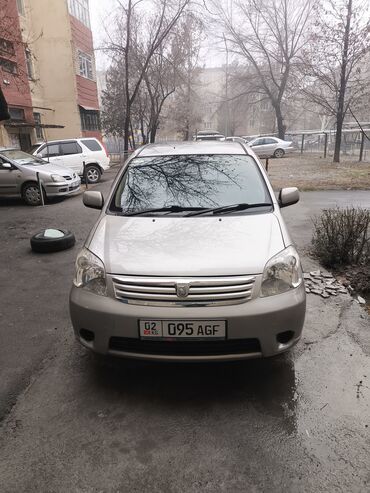 Toyota: Toyota Raum: 2004 г. — 2