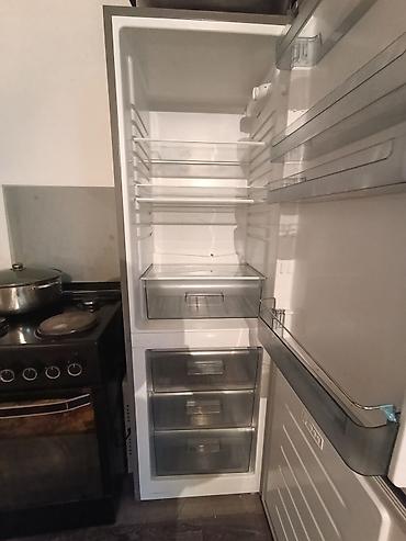 Другая бытовая техника: Холодильник двухкамерный KEG (серебристый, нижняя морозильная камера) — 9