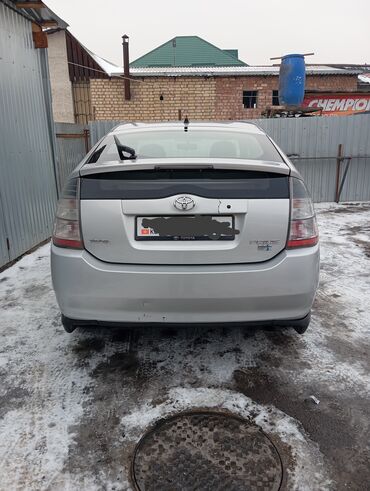 Toyota: Toyota Prius: 2004 г., 1.5 л, Автомат, Гибрид, Седан