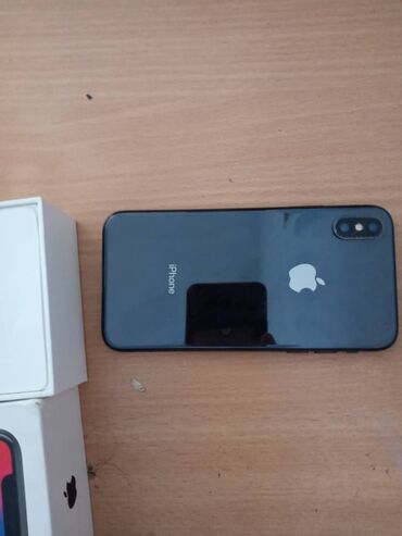 Apple iPhone: IPhone X, Б/у, 256 ГБ, Черный, Чехол, 92 %