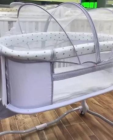 Oğlan və qız üçün, İşlənmiş, Dördbucaq, Beşik, Matras ilə, Yellənmə mexanizmi ilə