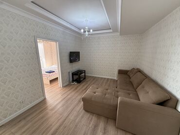 Посуточная аренда квартир: 2 комнаты, Душевая кабина, Постельное белье, Кондиционер